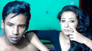 Lankan Muslim Couple Riyazeth & Rizna Private Show - 2