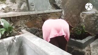 couple bath show part1