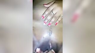 srilankan couple fingering pussy