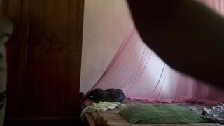 Sri Lankan couple is having sex suddenly