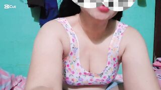 Sri lankan hot wife ,solo female ,role play