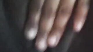 Sri Lankan MILF Pussy in Close up Pussy Juice Dripping