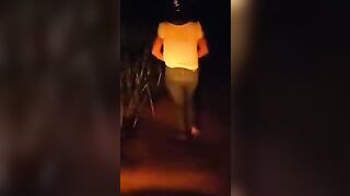 Sri lankan aunty outdoor pissing video