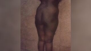 Sri lanka shetyyy black chubby pussy bathing video shooting on bathroom