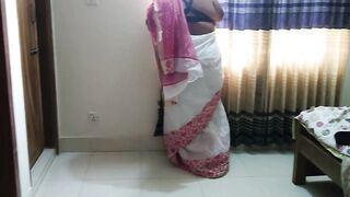 sri lankan housewife standing window when a stranger comes & fucks her then while She cooks the guy fucks her again