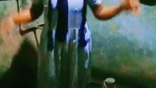 Srilankan school girl showing her sexy in bathroom, asian women sexual video, hot and sexy college girl bathroom sex video,sex