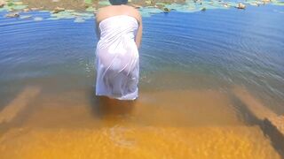 Srilankan hot and sexy girl outside bathing natural place.hot wife sharing video.srilankan sexy video.asian Hot wife showing h p