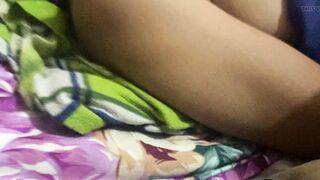 indian Bhabigirl Boobpress and pussy show