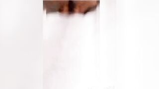 Srilankan wife showing beauty full big ass and hairy pussy