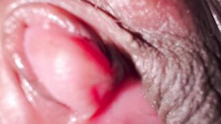 Srilankan mam hairy pussy, played, vibrator buttplug all in i play