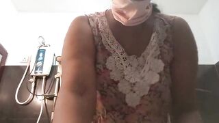 WhatsApp Video of Sri Lankan Actress Anne in Colombo big natural Boobs squish in Bathroom